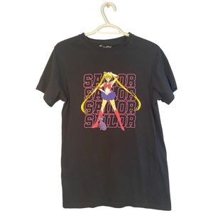 Sailor Moon Short Sleeve Graphic T-Shirt